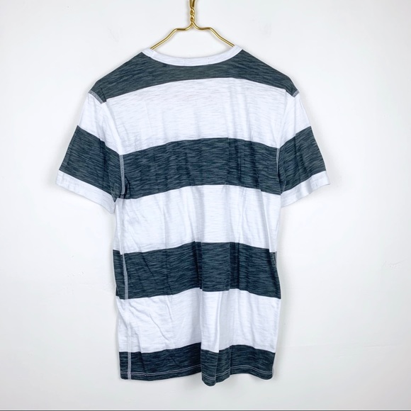 Men’s Vince Striped Short Sleeve Tee Shirt - Picture 2 of 5